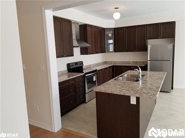 For Lease 232 BROWNLEY Lane, Essa, Ontario