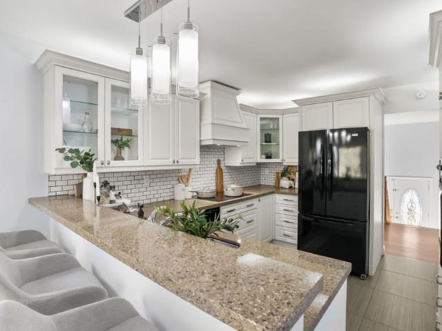 For Lease 23 Cherry Blossom Crescent Unit# Upper, Clarington, Ontario