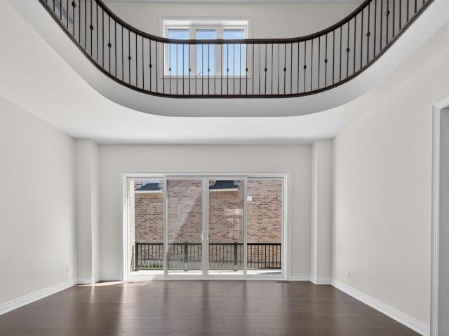 For Lease 23 Joiner Circle, Whitchurch Stouffville, Ontario