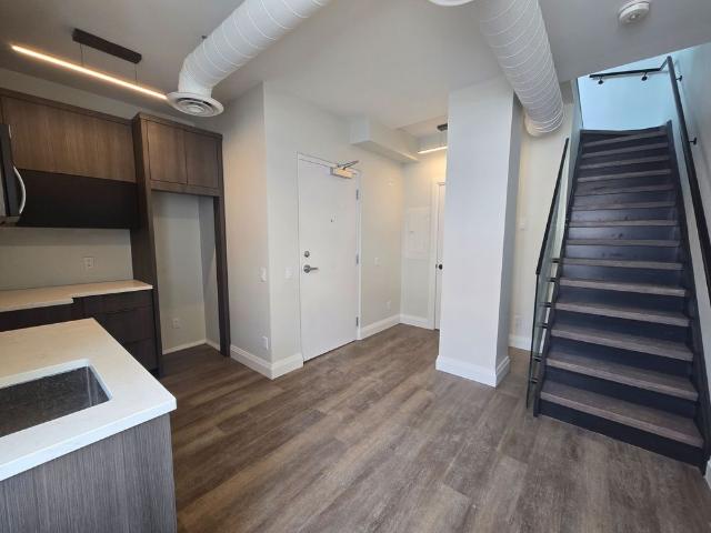 For Lease 241 Front Street Unit# 201, Belleville, Ontario