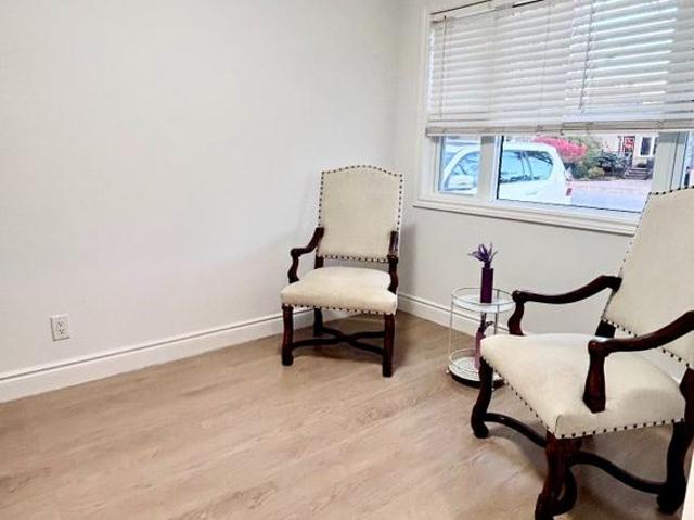 For Lease 242 Simcoe Avenue, Georgina, Ontario