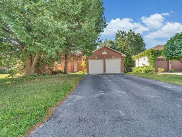 For Lease 24 Acorn Crescent, Wasaga Beach, Ontario