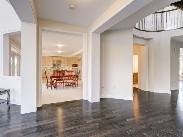 For Lease 24 Whitewood Drive, Whitchurch Stouffville, Ontario