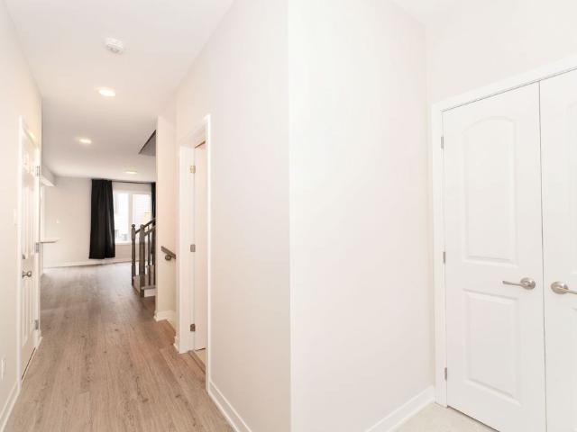 For Lease 258 CATNIP Crescent, Kanata, Ontario