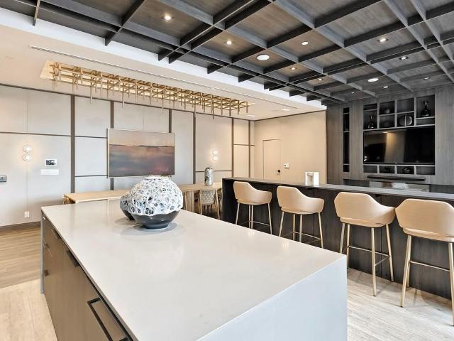 For Lease 2501 Saw Whet Boulevard Unit# 319, Oakville, Ontario
