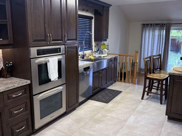 For Lease 2535 Raglan Court Unit# MAIN & 2ND, Mississauga, Ontario