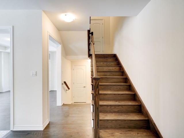 For Lease 25 Garrett Styles Drive, Georgina, Ontario