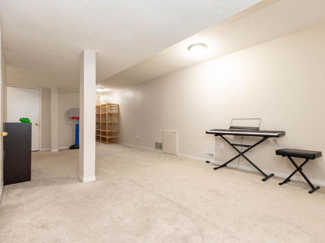 For Lease 25 Pine Gate Place, Whitby, Ontario