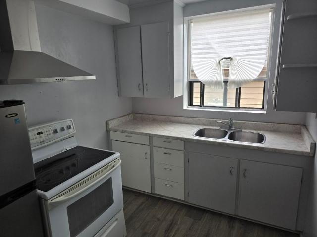 For Lease 25A Milton Street Unit# 2, Toronto, Ontario