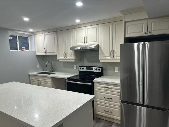 For Lease 266 Dougall Avenue, Caledon, Ontario