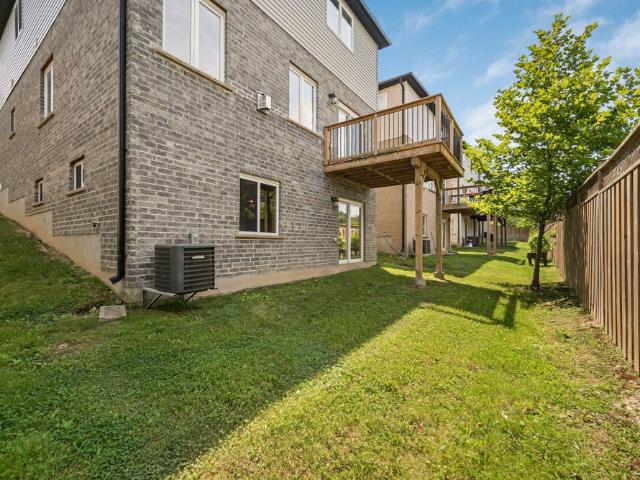For Lease 2619 Sheffield Boulevard Unit# 33, London South, Ontario