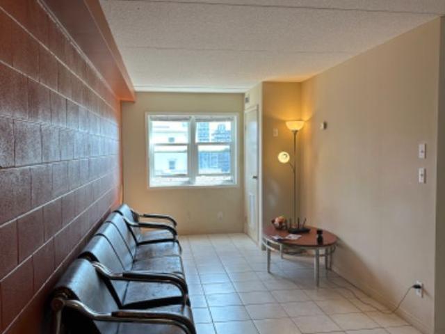 For Lease 261 Lester Street Unit# 403, Waterloo, Ontario