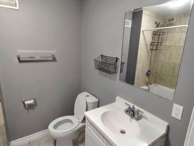 For Lease 26 Cundles Road Unit# 2 BSMT, Barrie, Ontario