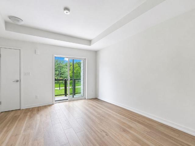 For Lease 26 Lytham Green Circle Unit# 5, Newmarket, Ontario
