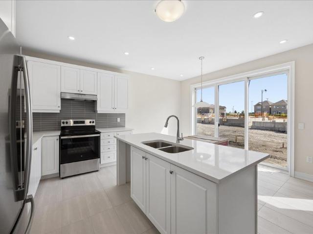For Lease 278 Walter English Drive, East Gwillimbury, Ontario