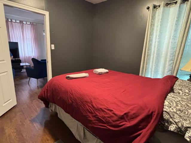 For Lease 279 Charlotte Street Unit# Main, Central Elgin, Ontario