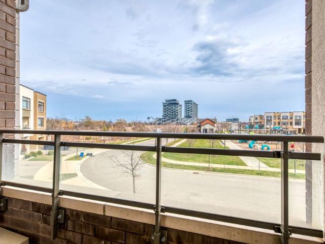 For Lease 272 Squire Crescent, Oakville, Ontario
