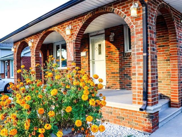 For Lease 2732 ARMSTRONG Avenue, Windsor, Ontario