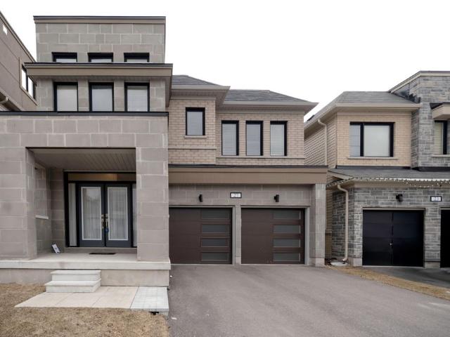 For Lease 27 Clipper Lane, Clarington, Ontario