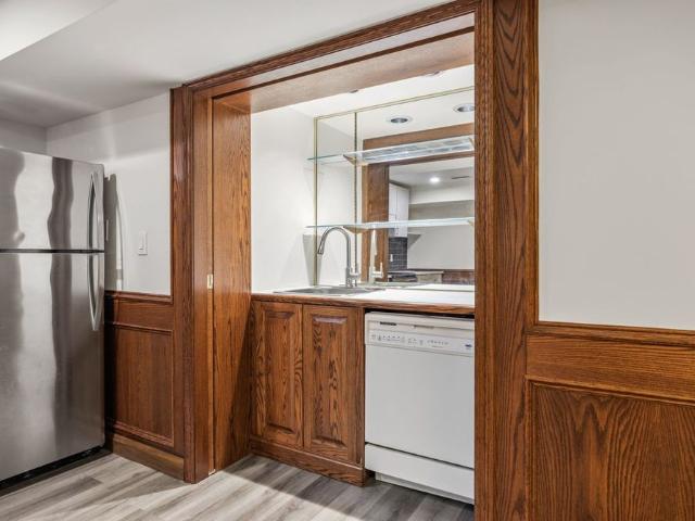 For Lease 27 Denham Drive Unit# LOWER, Richmond Hill, Ontario