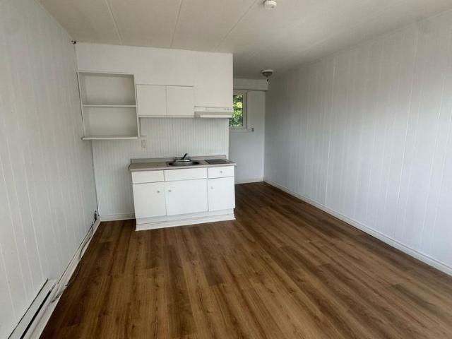 For Lease 280 RIVER Road Unit# A03, Wasaga Beach, Ontario