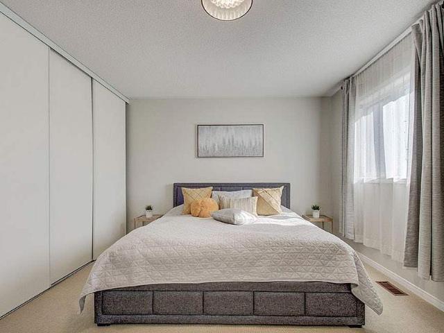 For Lease 28 Bates Court, Barrie, Ontario