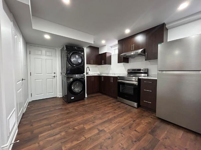 For Lease 28 Meadowglen Boulevard, Halton Hills, Ontario