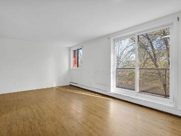 For Lease 294 Saulsbury Street Unit# 301, Strathroy Caradoc, Ontario