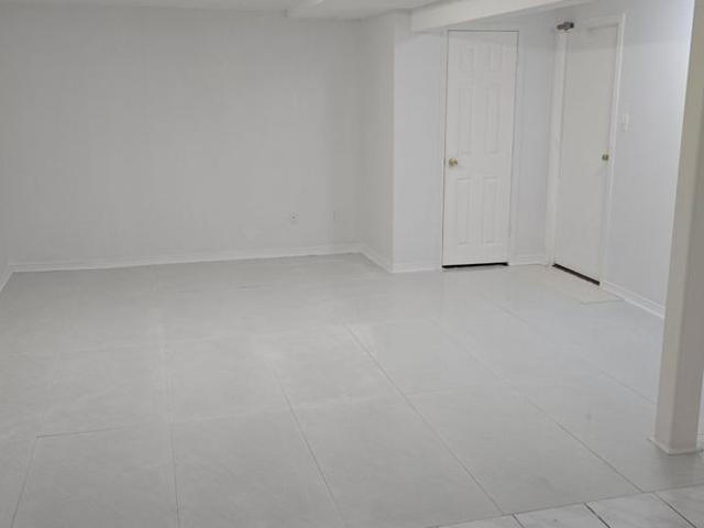 For Lease 2 Viewmark Drive Unit# Bsmt, Richmond Hill, Ontario