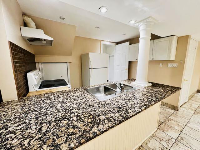 For Lease 2 Adam Ernst Basement Court, Vaughan, Ontario