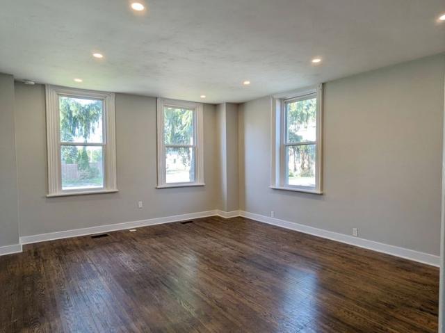 For Lease 2B HURON Street, Kawartha Lakes, Ontario