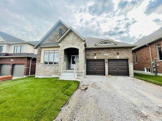 For Lease 3076 Orion Boulevard, Orillia, Ontario