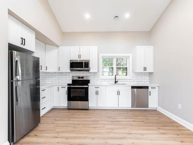 For Lease 309 Cranbrook Drive Unit# ADU, Hamilton, Ontario