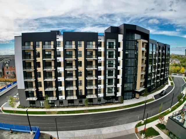 For Lease 3008 William Cutmore Boulevard Unit# 411, Oakville, Ontario