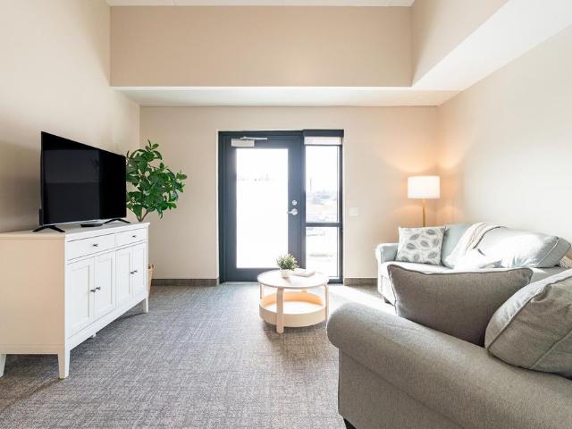 For Lease 301 Junction Road Unit# A5, Clearview, Ontario
