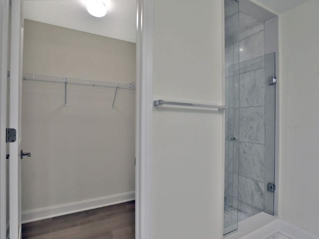For Lease 3028 Creekshore Common Unit# 204, Oakville, Ontario