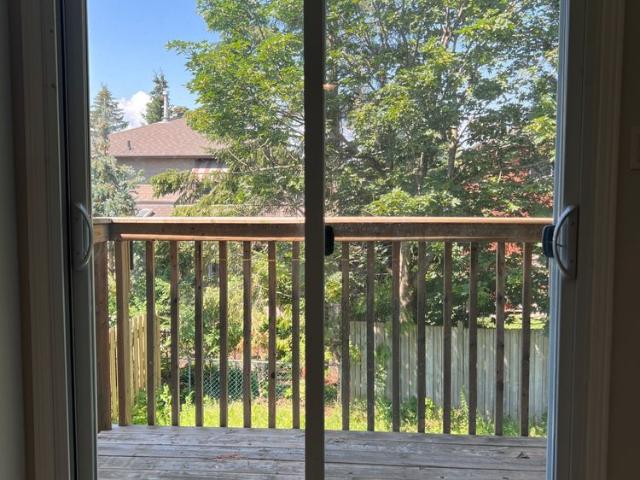 For Lease 30 Porritt Street Unit# Unit 2 Second Floor, Barrie, Ontario