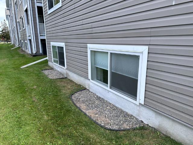 For Lease 316 Lorry Greenberg Drive Unit# 102, Hunt Club South Keys and Area, Ontario