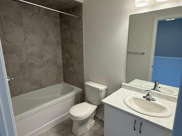 For Lease 313 Conklin Road Unit# 33, Brantford, Ontario