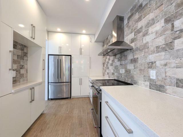 For Lease 31 Loire Valley Avenue, Vaughan, Ontario
