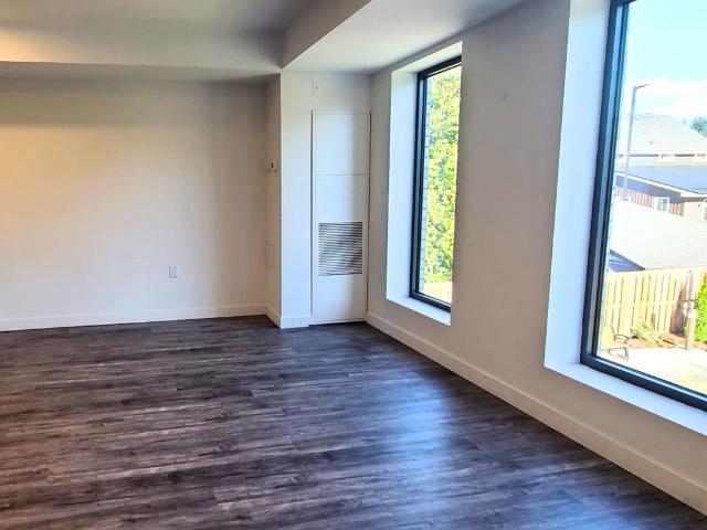 For Lease 325 University Avenue Unit# 214, Cobourg, Ontario