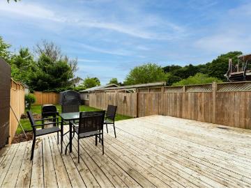 For Lease 326 Smith Street, Central Elgin, Ontario