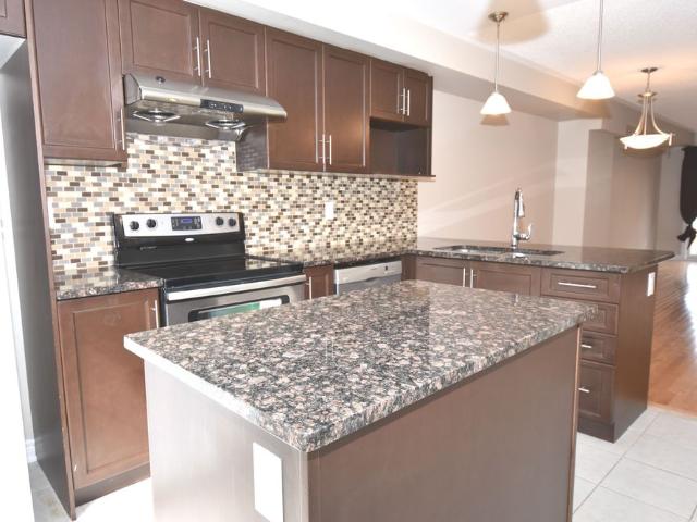 For Lease 327 Doak Lane, Newmarket, Ontario