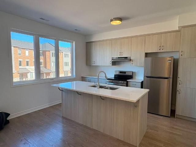 For Lease 3280 Meadowridge Drive, Oakville, Ontario