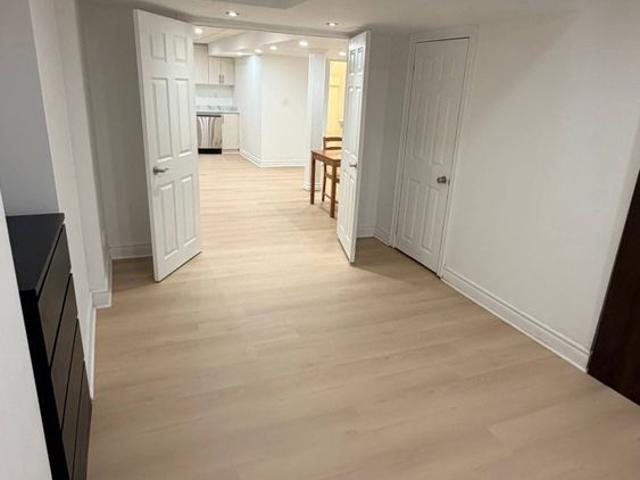 For Lease 328 Woodspring Avenue Unit# Basement, Newmarket, Ontario