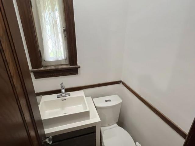 For Lease 320 2nd Street, Cornwall, Ontario