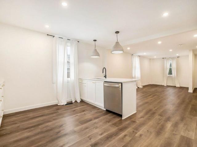 For Lease 32 Colonel Murray Street, Stittsville Munster Richmond, Ontario