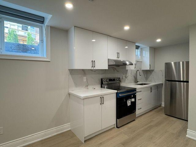 For Lease 32 Love Court Unit# Basement B, Richmond Hill, Ontario