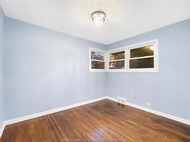 For Lease 3300 MARK Unit# MAIN, Windsor, Ontario