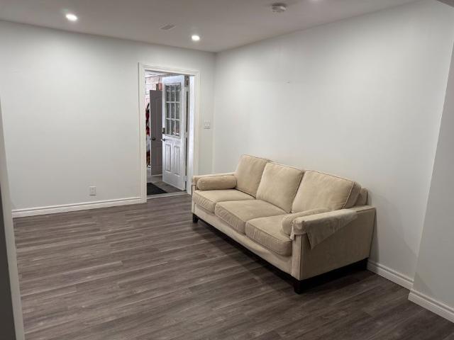 For Lease 3325 Vandorf Side Road Unit# BSMT, Whitchurch Stouffville, Ontario